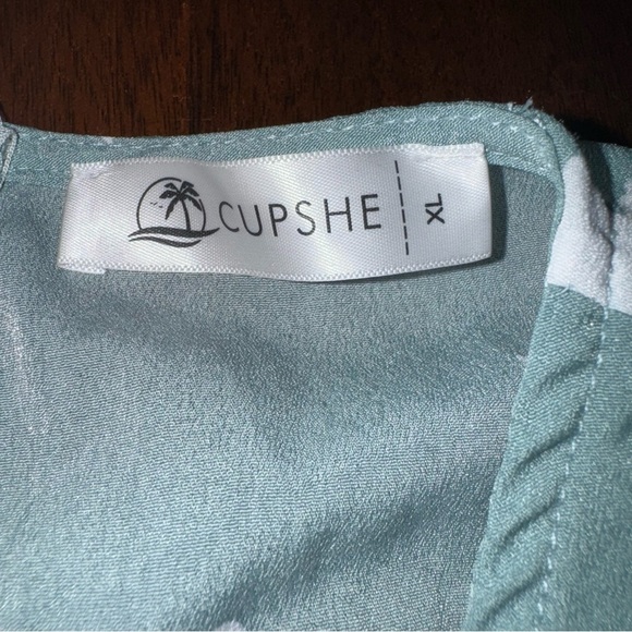 CUPSHE Tie Front 3/4 Ballon Sleeves Ruffle Mini Dress Sage Green Size XL - Picture 2 of 5